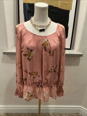 DR2 Dusty Rose Floral Smocked Cuff Blouse